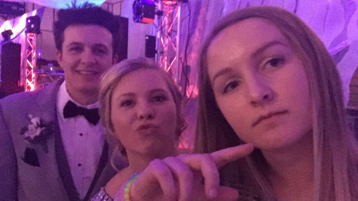 AndiStrege's tweet photo. happy birthday old man!! 💩🎉 #20 @logan_wallace10 https://t.co/tK1c6unHHa