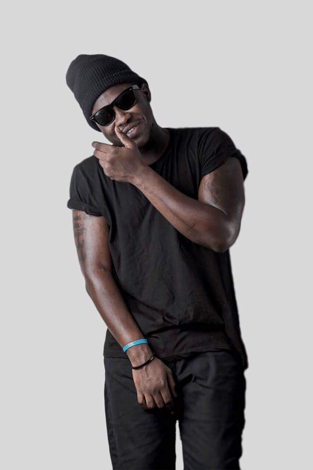 sirBobhero1's tweet photo. @AmgMedikal
ByHeart Boi in the building
Media sika mey3 Pablo
#Phoof https://t.co/HWCdboYvFv
