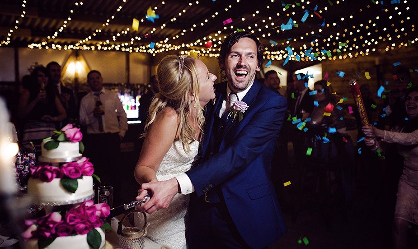 Weddingmagazine's tweet image. 9 things your #wedding photographer wants you to know: ow.ly/mImP309QkWa