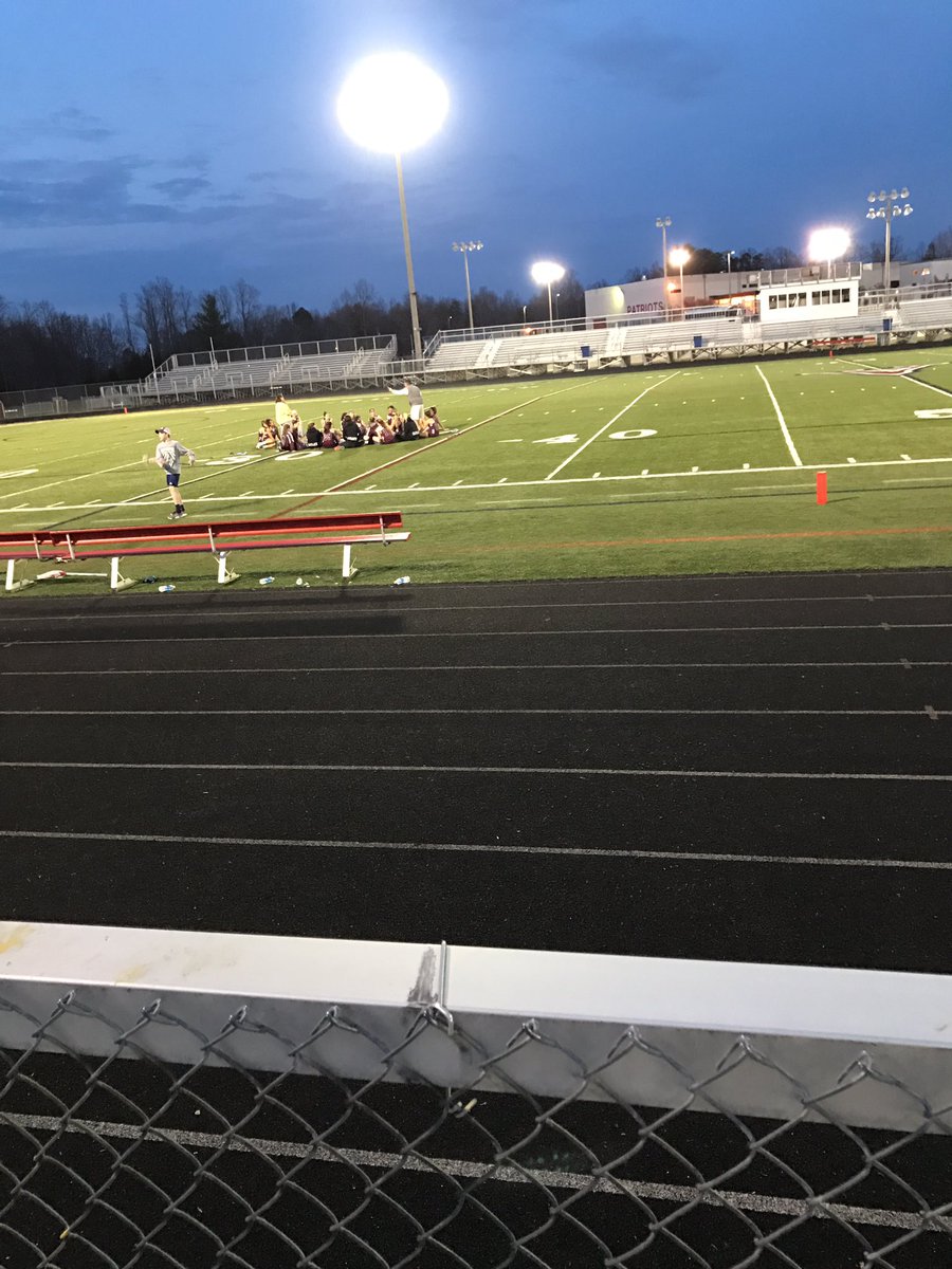 SamSpirit18's tweet photo. Stab vs AHS #stabspirit18 https://t.co/RTVW7rIejp