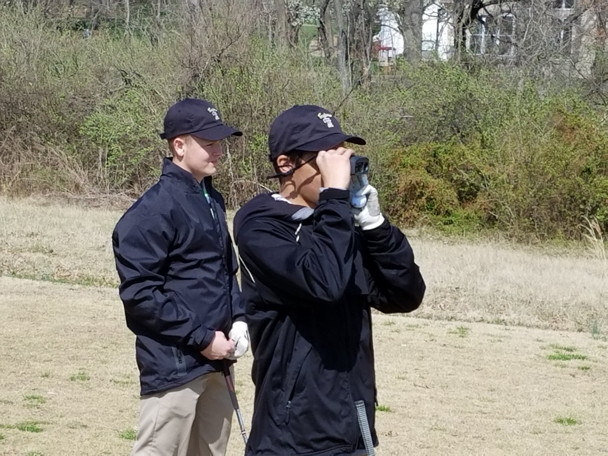 TBHSBoysGolf's tweet photo. Sophomores Sean Opsahl and Avry Cummings.  Hey @GolfWoodsfort ...I like the hats. https://t.co/vdwnZOLp1f
