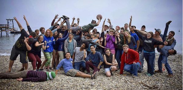 intervarsityusa's tweet photo. We hope your spring break was as good as this CA bunch, who took the week to study God's word and get closer to Jesus! #IVspringbreak https://t.co/crC9fncPm3
