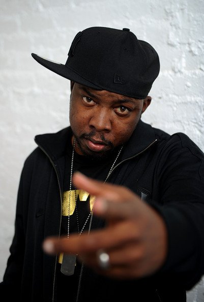 deathbyhibachi's tweet photo. Malik Izaak Taylor died #onthisday last year. #otd
#ATribeCalledQuest #rap #Phife #FiveFooter #hiphop #FunkyDiabetic #music #PhifeDawg https://t.co/LOiZUsYz5v