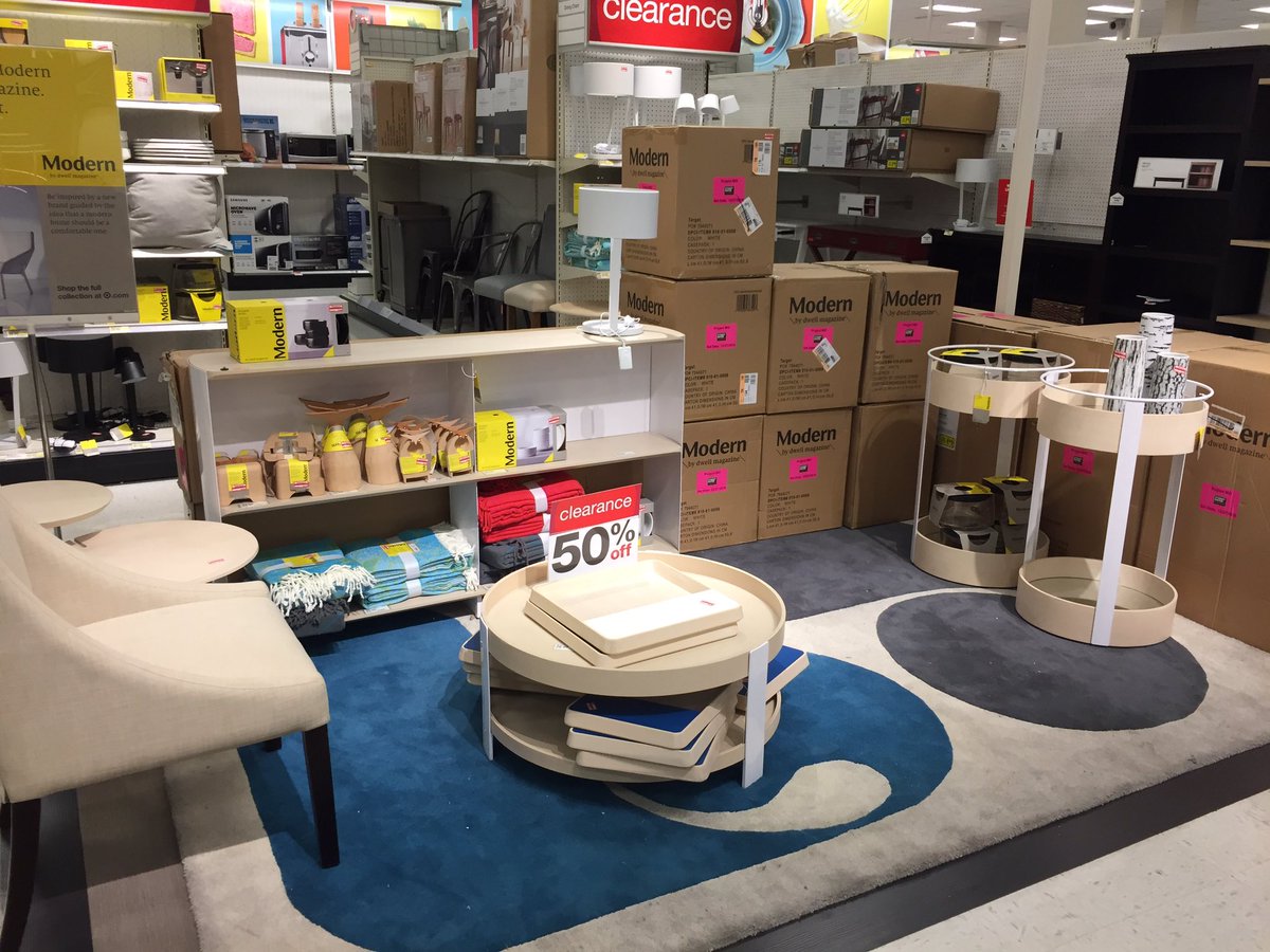 SYM0NN's tweet photo. #ProudWork Before &amp; After #NewVision #SetEndCaps #TargetStyle #G291style #T950 #BackToBASICS https://t.co/dONpcjs69e