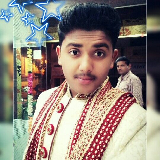 ayushk937's tweet photo. #NewProfilePic https://t.co/eUSfttFI4A