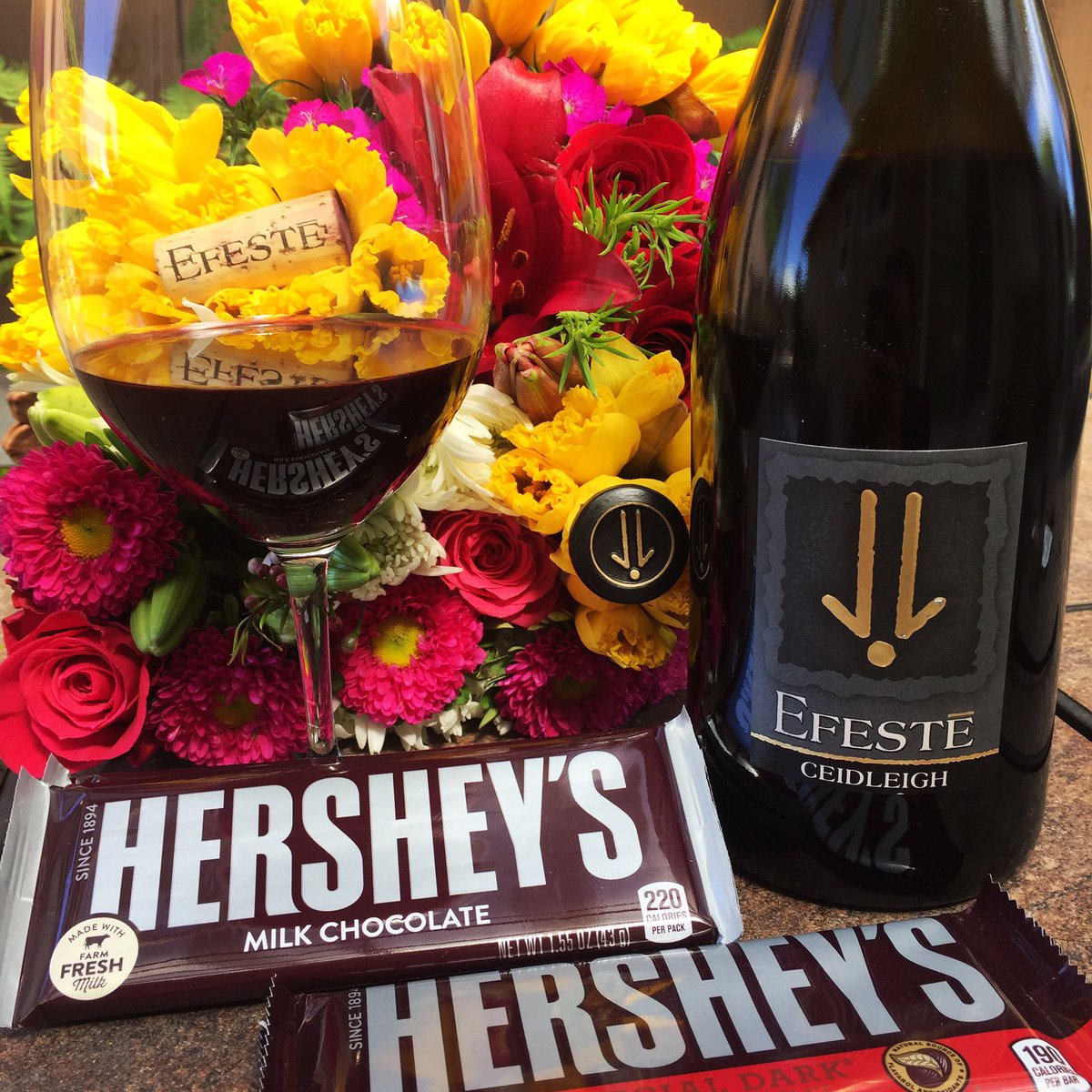 _drazzari's tweet photo. In my glass for #WiningHourChat this @Efeste #ceidleigh #syrah purchased at @nvwineandcigar #teethstaining #brooding #americanchocolateweek https://t.co/XZo2QVLBFZ
