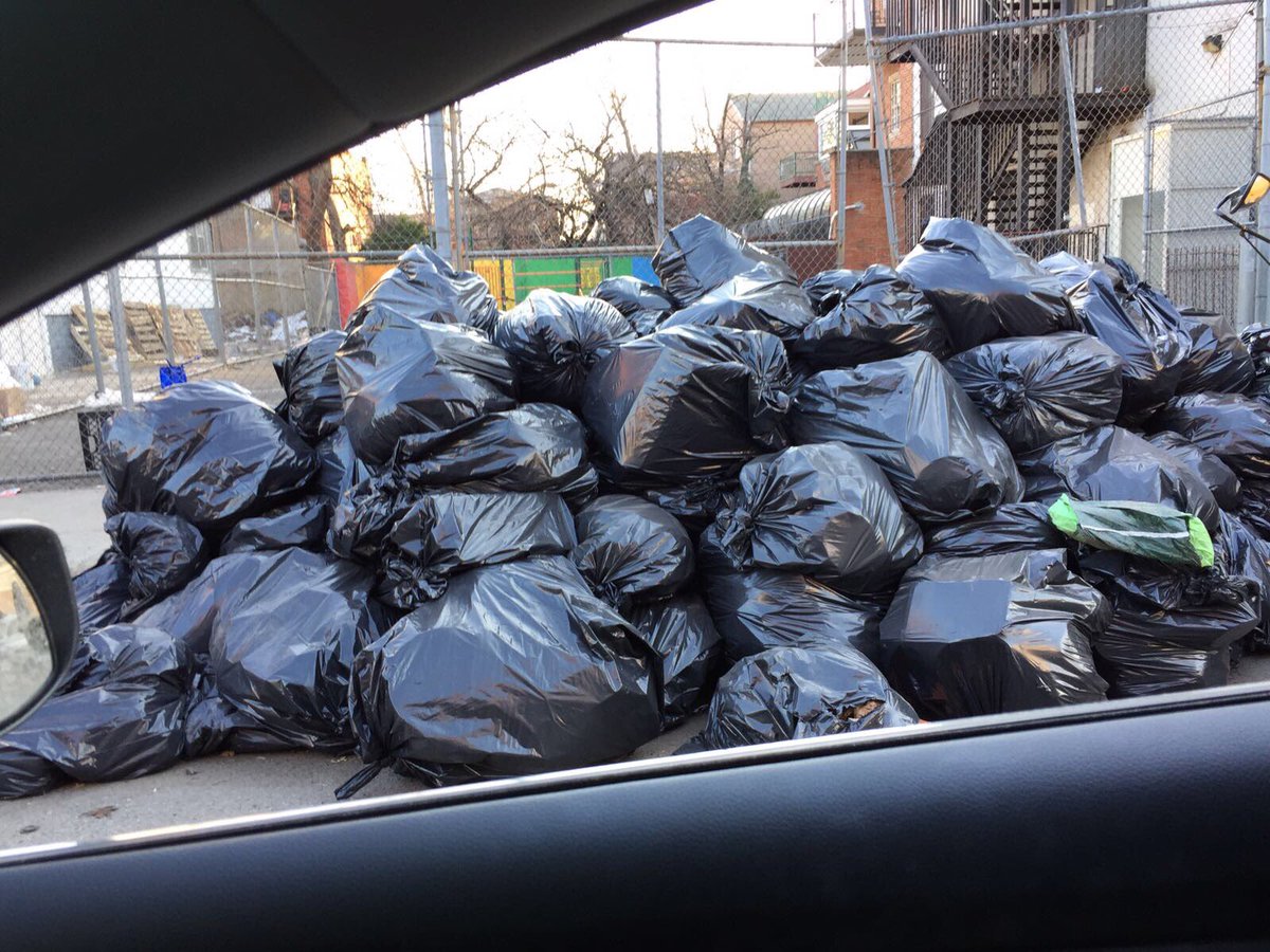 avrhamtcha's tweet photo. @NYCSanitation this is how my neighborhood looks like. No collection for 2 weeks.  I hope you guys are proud. https://t.co/qmjXhbV3v4