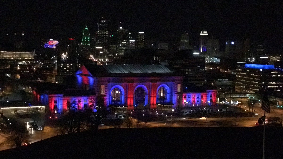 KUHoops's tweet photo. KANSAS City 🔴🔵 #kubball #MarchMadness https://t.co/h0cK6wO34P