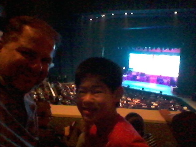 DaveOlivet's tweet photo. @braincandylive do you think time travel is possible? - Kai Olivet in the back row https://t.co/Z1RSlOO0gF