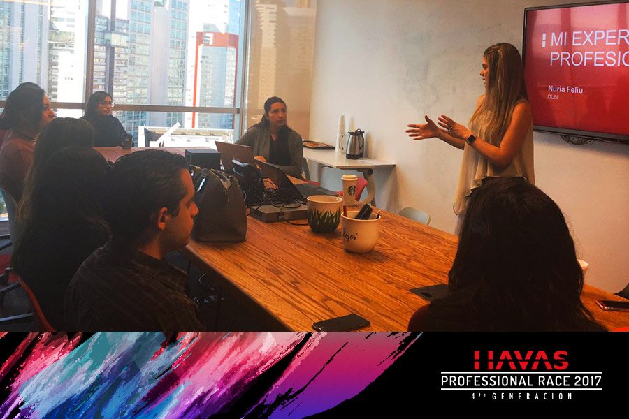 TalentoHavasMex's tweet photo. Gracias a @Nuria_Feliu, Directora de Unidad de Negocio en Havas, por la bienvenida a los participantes de #HPR4. ¡Les deseamos mucho éxito! https://t.co/yNmGzZGXPG