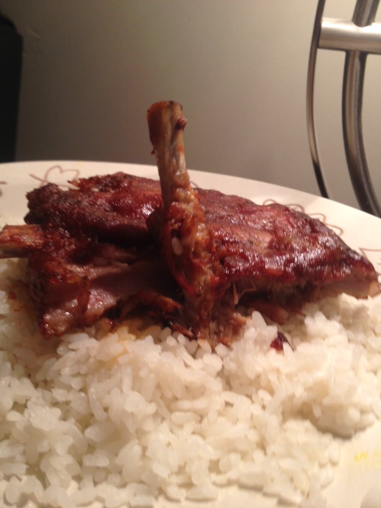 DaSuperfanss's tweet photo. #DaHeartAttackFood #Bbq #Ribs #Barbecue #ChicagoFood #Bbqribs #Rice #fallingOffTheBone #BarbecueRibs #Foodiechats #Food #Meat https://t.co/1Z2iHrZwxB