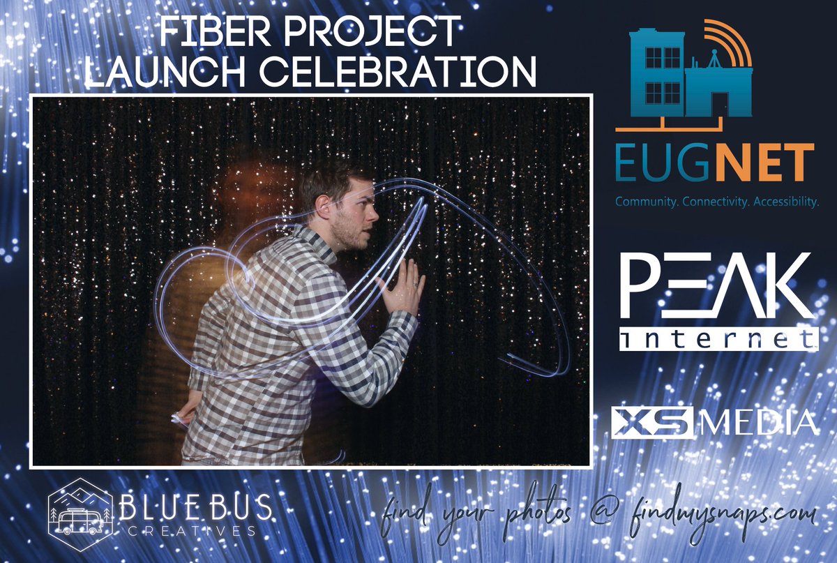 BlueBusCreative's tweet image. It's gettin' LIT at the @eugnetoregon fiber launch celebration!