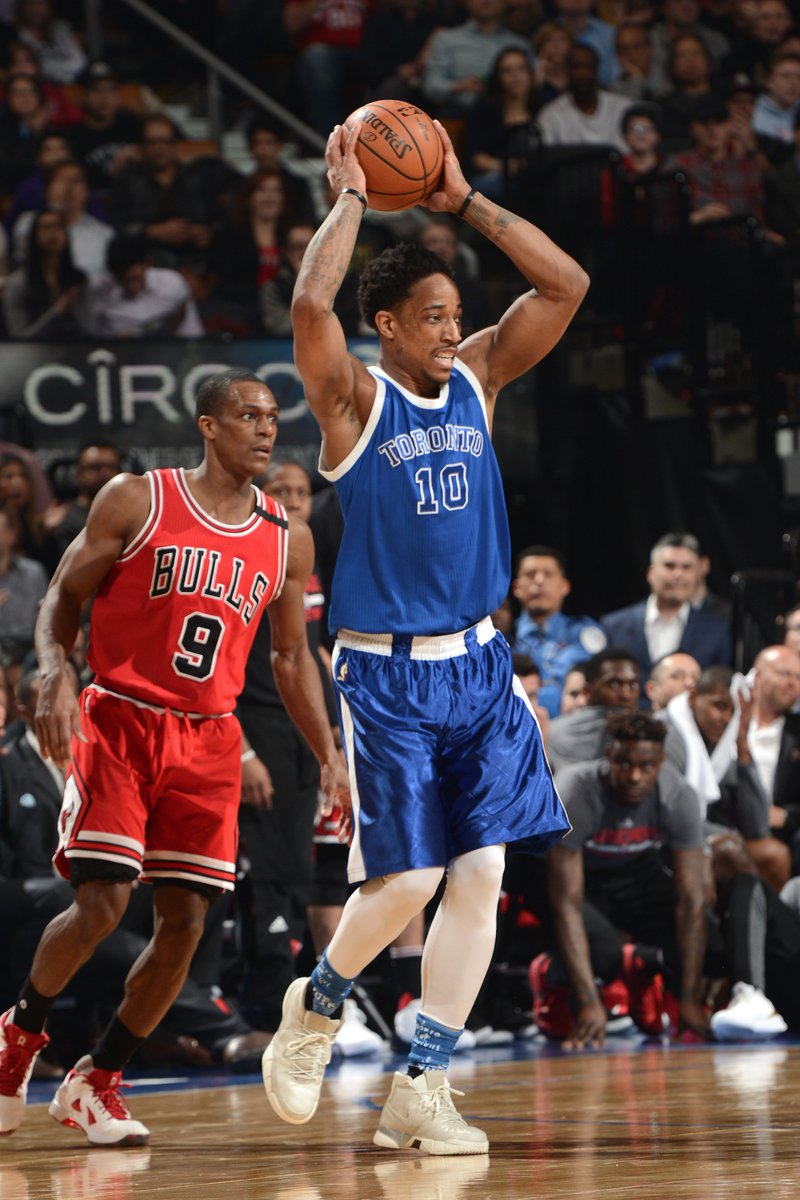 kobe 1 demar derozan