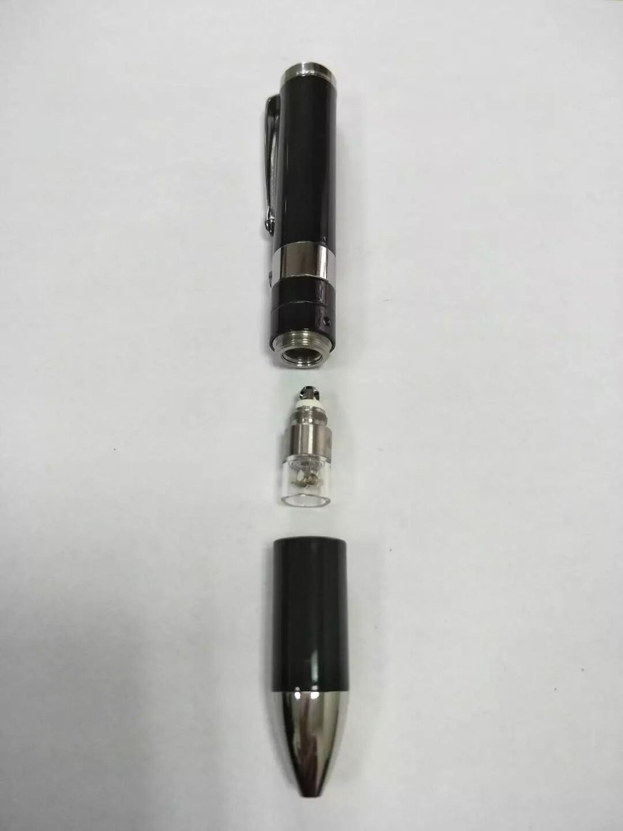 Faithwein's tweet photo. New dry herb vaporizer---VAPED NANO V4 #vapers #vapefam #vapesociety #vapelife #vape #dry herb vaporizer #vaporizer https://t.co/dR4Hq8Jv43