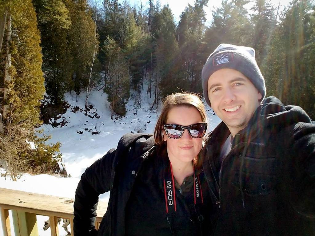 jillreed_'s tweet photo. How @goodxtwo and I hike. Multiple cameras and a drone. #NerdLife #WorkDates https://t.co/wtbUFmyVIw