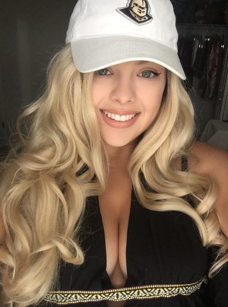 KCCOVancity's tweet photo. The absolutely #adorable Maddie. https://t.co/xh4yt458ky #KCCO #Chivettes #iChive #SexyBlondes #YoungBlondes #Cleavage #GirlsInHats #Youngns https://t.co/LeDZUVAVkN