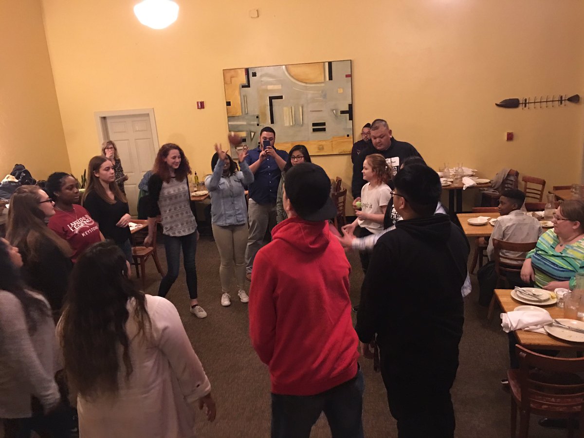 whatcomclubs's tweet photo. Ice breaker fun for our 13 state YOY's! #wayoy17 #suanuratostate https://t.co/8iJmyW46F6