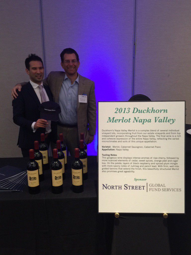 AlexMascioli's tweet photo. @NorthStreetGFS pouring @duckhornwine at the @CalALTs #ALSLA wine tasting #hedgefunds #privateequity https://t.co/z29gHikvAw