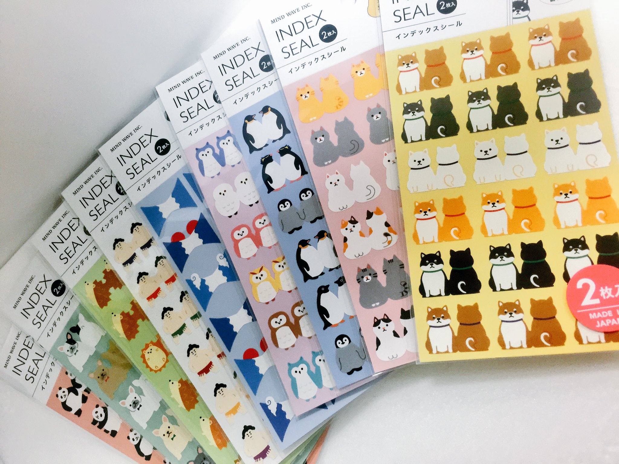 Twitter 上的 横浜ロフト 文具売場にて かわいらしい インデックスシール発見 動物たちや 富士山 お相撲さんなど多くのシールがあります インデックスシールだから目印をつけることが出来ます かわいいからファイリングするもの楽しくなりそうです