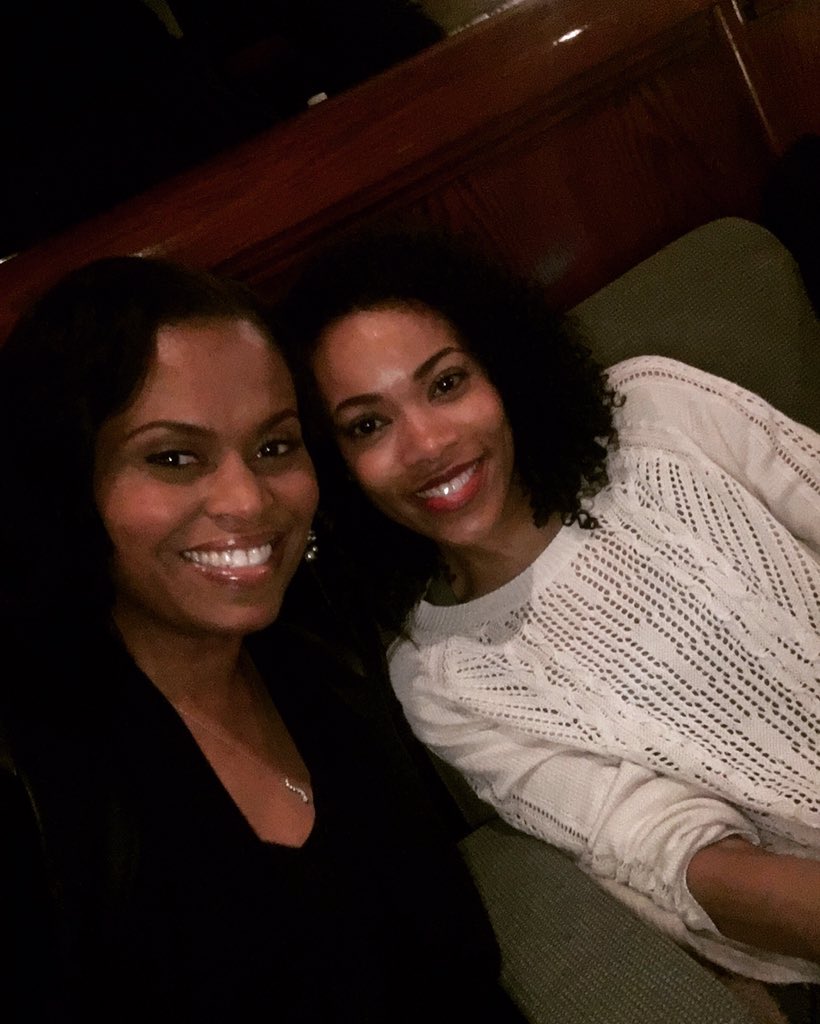 KishaB_3's tweet photo. Attended the #screening of #East tonight!! What a talented cast of #agrtists β€οΈβ€οΈβ€οΈ Go @AGRNYLA !!!! #theagrexperience with @narciestel https://t.co/cfzm0eTaCx