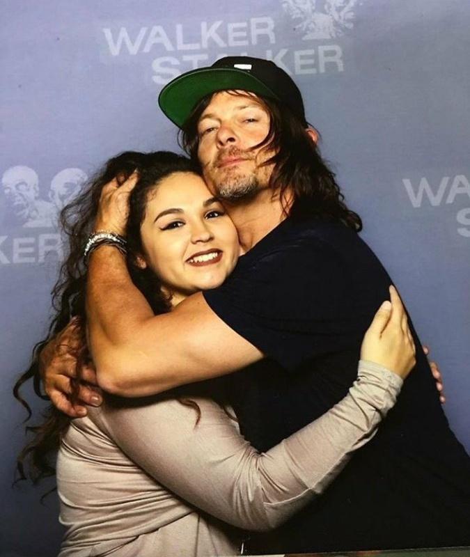 queenstyless's tweet image. imagina só tirar uma foto dessas aqui bicho #ZombiesWeekend