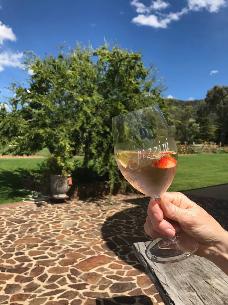 Australia's tweet photo. Wednesday's Wine with A View via @UltimateWinesAU https://t.co/htEt8i1nlU https://t.co/3mPT4rohoA