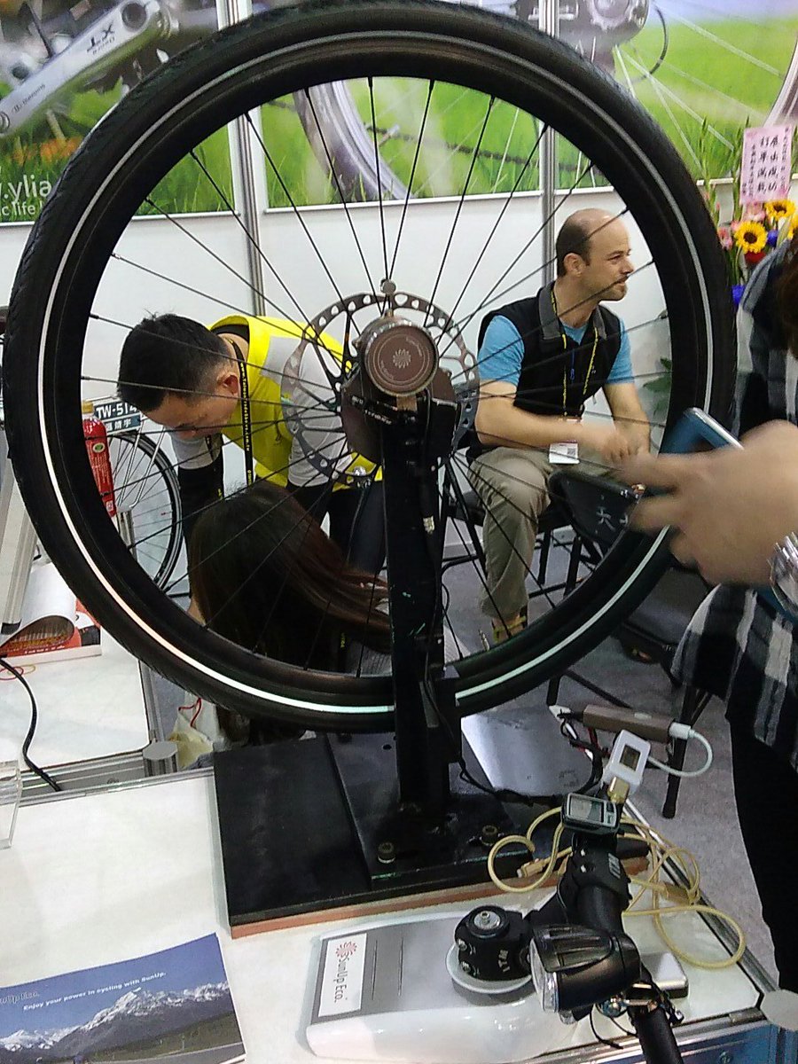 UGoCheap's tweet image. Need change your phone during biking #sunup eco