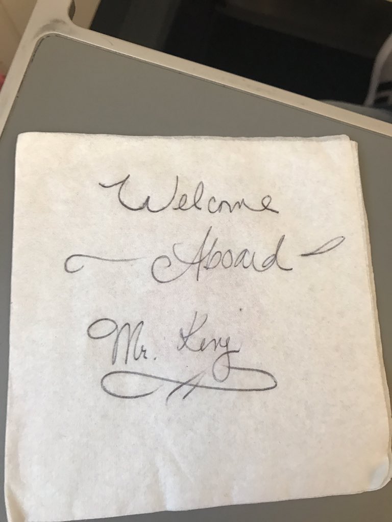 Neill_king1's tweet photo. Nice touch from Sarah on your sfo to lax flight @delta https://t.co/WzAM8Cvjch