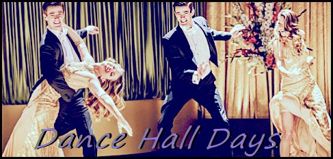 CaroCarletto's tweet photo. #SupergirlCW #TheFlash #DanceHallDays #DynamicDuet #SuperGirl @MelissaBenoist @grantgust https://t.co/6Ccd82A4vM