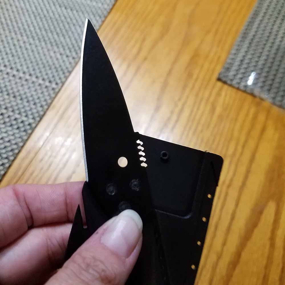 DSSC_Coach's tweet photo. Want to get an #instablade #creditcardknife for the cost of S&amp;H? Take advantage of this  #survivallife deal @ https://t.co/IMKzSpvUXx https://t.co/7NrmtfY0ps