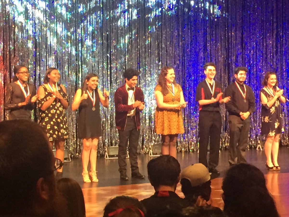 TheatreCyLakes's tweet image. Congrats to all of the #AllStarCast awarded at #uiltexas #OAP2017 District 17 6A tonight!