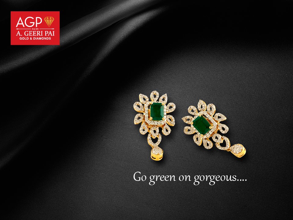 AGP_A_GeeriPai's tweet photo. Add on the #diamond attraction!
#AGP #DiamondEarRings #Diamondcollections #Earrings #Jewelry https://t.co/ULpG850MCG