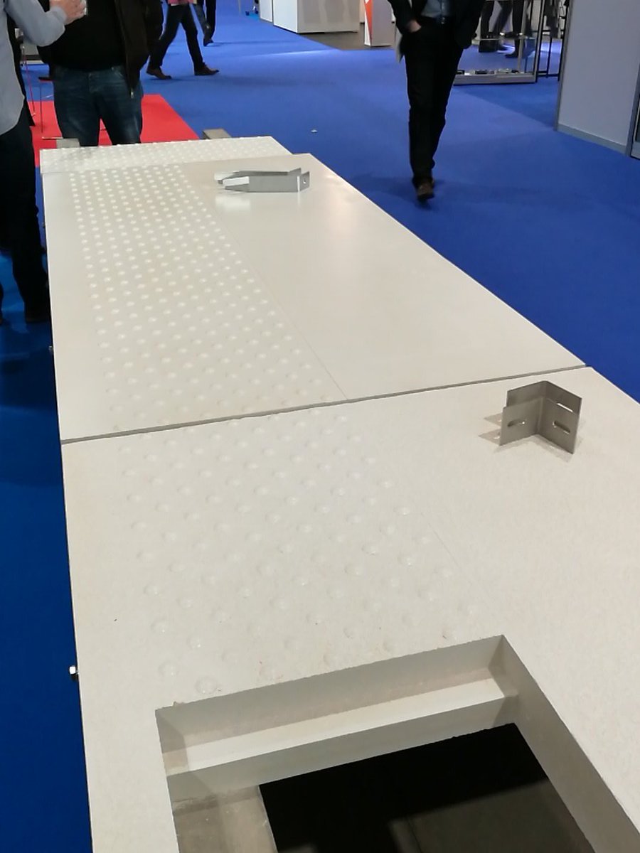 ConstructionCay's tweet photo. #SBP #PREFAC présentent sur le #SIFER2017 des solutions dalles de quai podotactiles béton blanc et caniveaux techniques drainage de ballast https://t.co/OU3Mj0TNCA