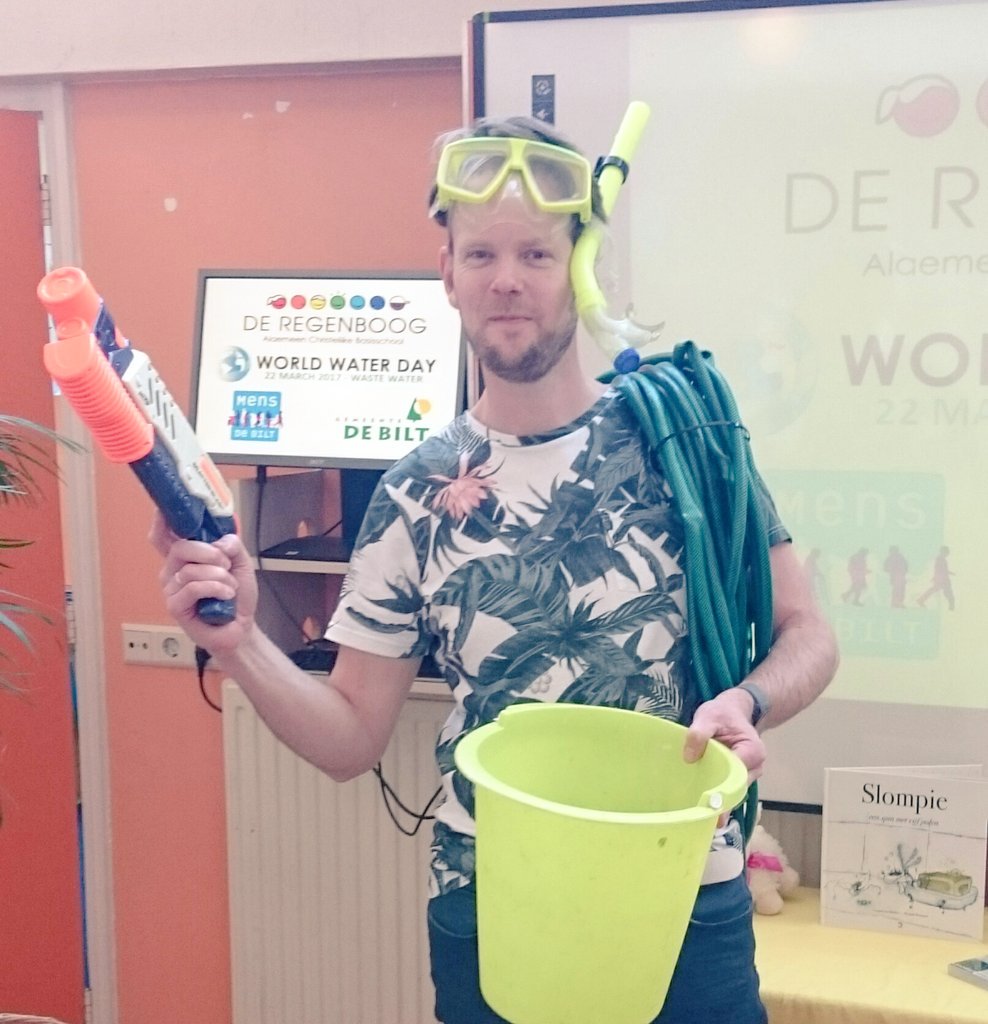 RBdebilt's tweet photo. Het is #wereldwaterdag, de start van de projectweek 'water' geopend door wethouder @MCTBakkerSmit @MENSDeBilt #WatBeweegtJou? @deltadebilt https://t.co/jUduFLEaNC