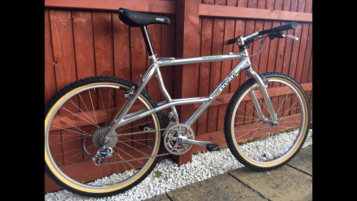 @thatbridgebloke @The_Nick_S @bottcycleteam yeti no sorry, alpineststars NOS almega xtr however