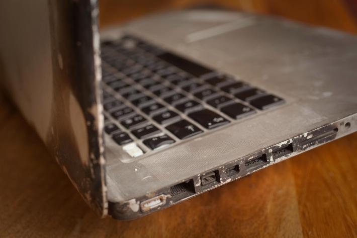 ElecSafetyFirst's tweet image. A woman lost &apos;absolutely everything&apos; in a fire reported to have been caused by a faulty laptop charger bit.ly/2nQWd9l