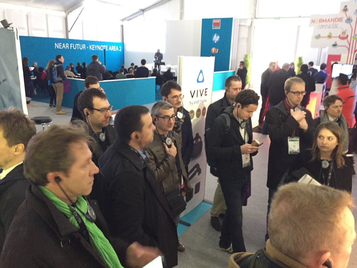 adn_booster's tweet photo. Visite des stands de l'@AM_ParisTech et @robocortex | #VR #AR @lavalvirtual https://t.co/YlW9rs9Wp4
