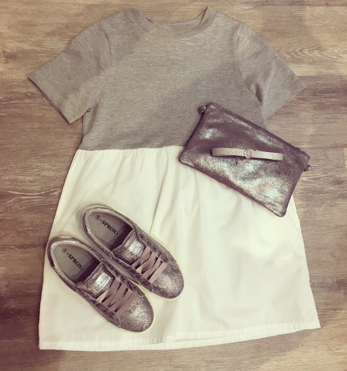 RubyRoom's tweet image. The best outfit ⭐️ Such a fun easy too, with the cutest ribbon laced trainers 💋