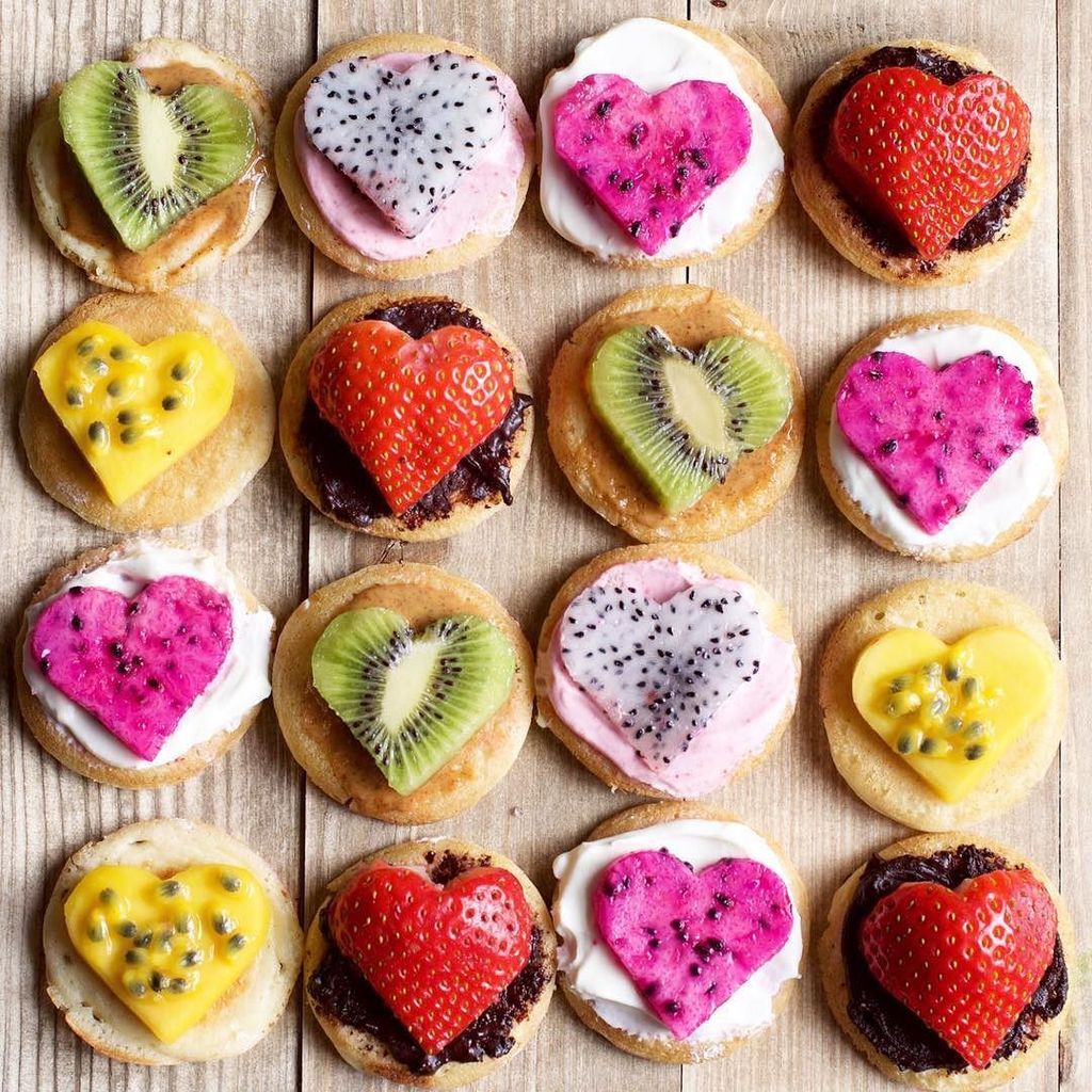 Another shot of the mini Pancakes! What's your pick 🤔😁? Strawberry 
Mango (Passionfruit)
Pink pitaya 
White pitaya
…