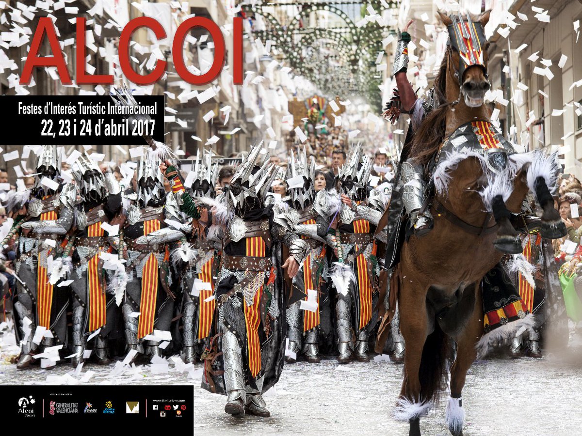 Bon dia a tots i totes! Comença el compte enrere per a #MiCAlcoi2017 Un mes per gaudir de l'espectacle als carrers de la nostra ciutat! :)