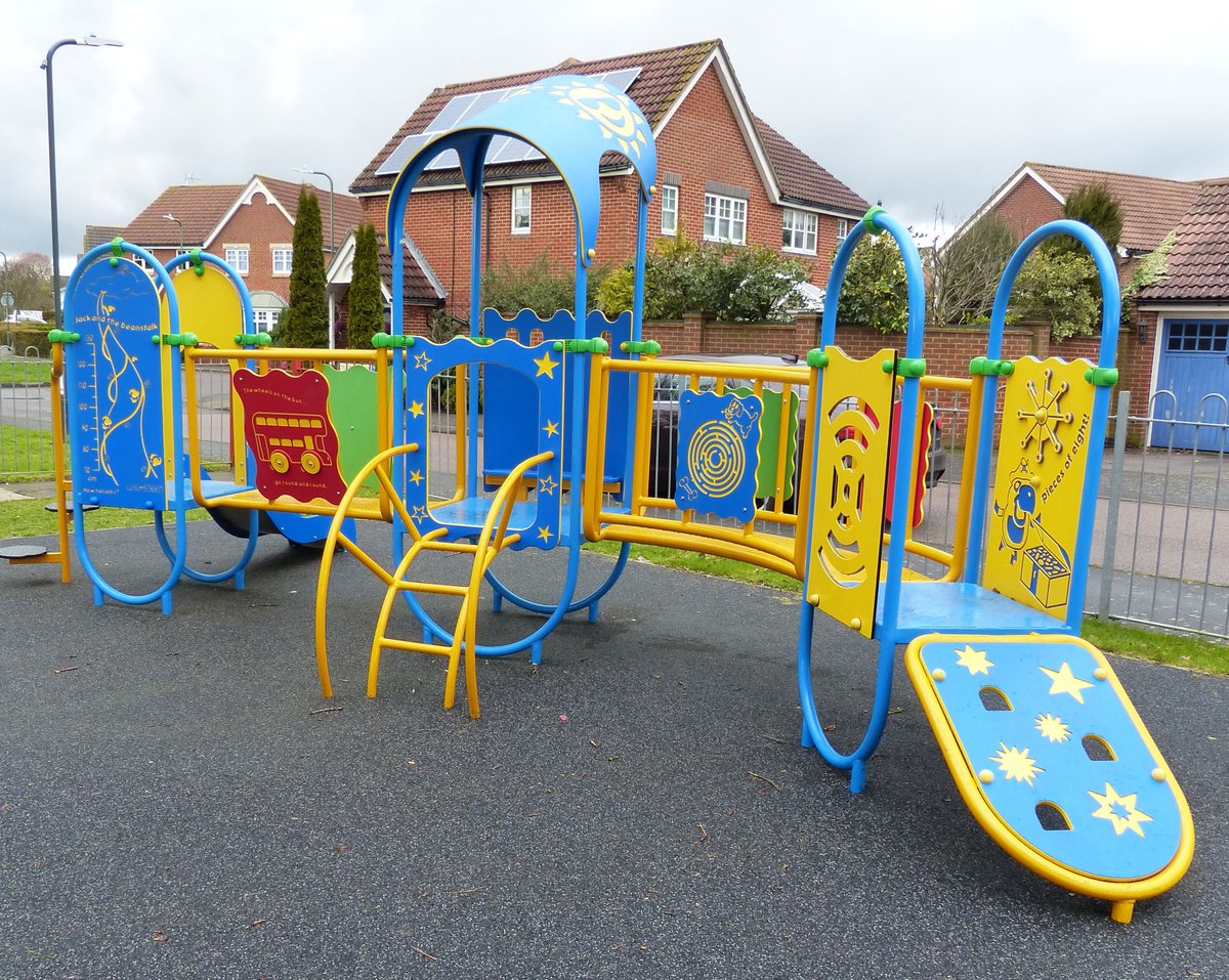 WicksteedPlay's tweet photo. With Phase I complete, phase 2 of a huge 3-phase project for Maidstone sites is nearly finished! 2 sites here @maidstonebc #lovelocalparks https://t.co/OjeYY1Y2X2