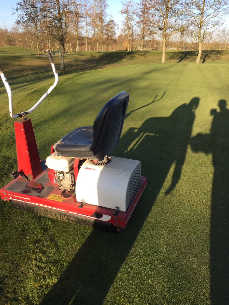 Today's job rip out the heavy winter sanding and surface OM @-2 then a quick roll before a cut and some Consolidate 👍🏻🇩🇰