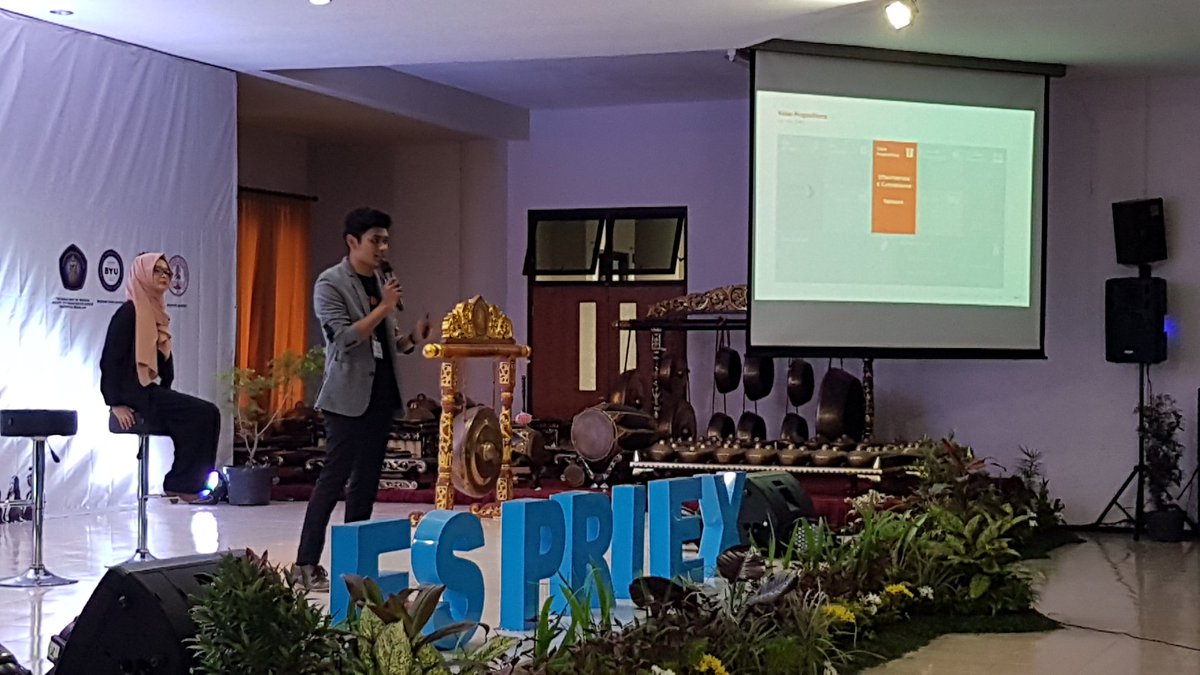 The host is taking the chance. OLRIDE team from Brawijaya University