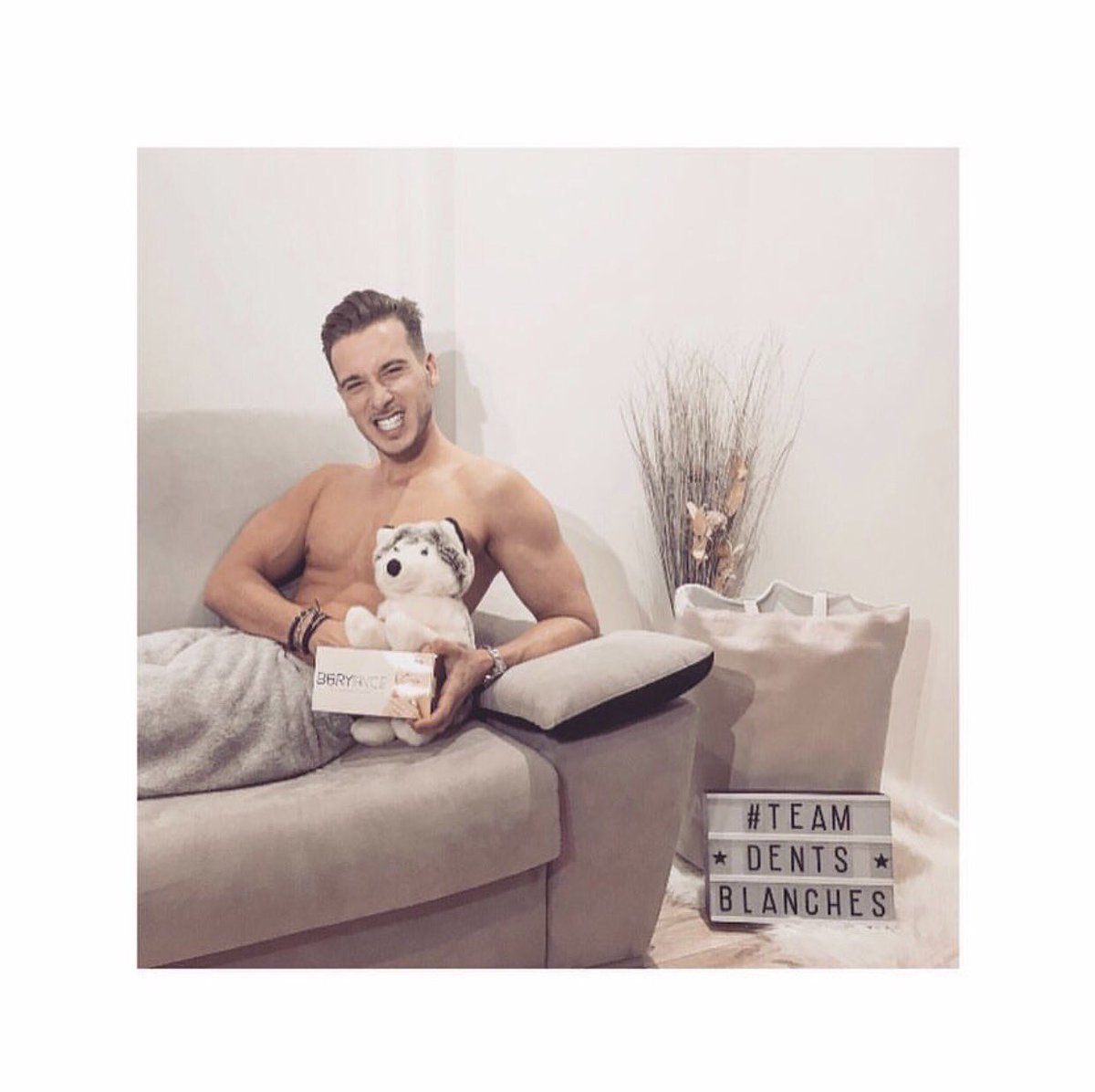 Pour avoir un sourire éclatant comme <a href="/offjuliengeloen/">Julien Geloën</a> grâce à <a href="/Bbryance/">BBRYANCE®</a> profitez de -10% avec le code JULIENSS10 sur bbryance.fr