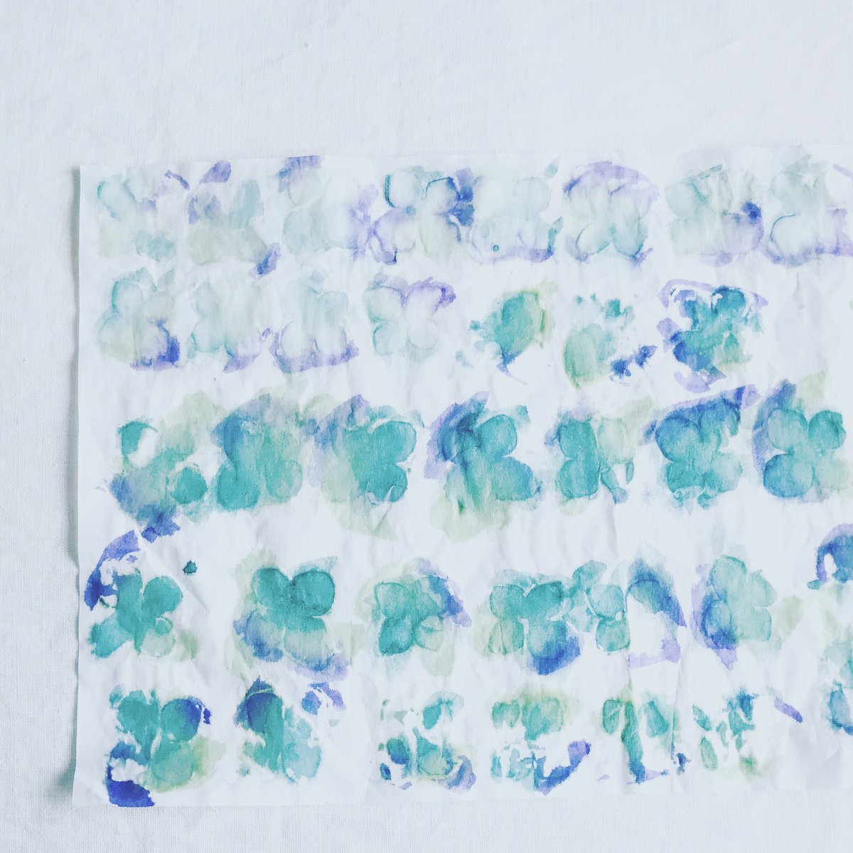 Utopiano ユートピアノ Twitter પર 色出し につきまして 自分のイメージした色を作る 色出し の方法も 布花 標本 79ページに秋色紫陽花を例にとって解説しております また作り方が掲載されている点すべてにつきまして 私が色出しに使用した色をすべて記載