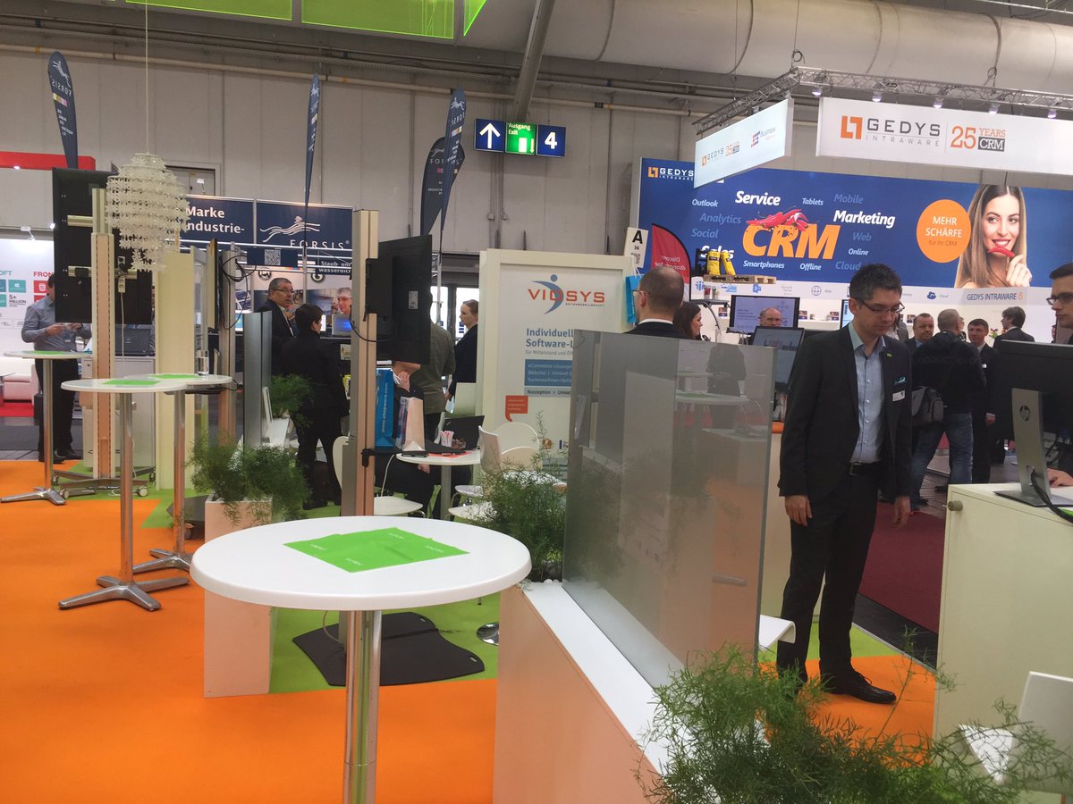 whyapply_de's tweet photo. In wenigen Minuten beginnt am Sächsischen Gemeinschaftsstand (Halle 5, A36) das Fachforum Security, u.a. mit #Comcrypto. #cebit17 https://t.co/tY7gEEkGfa
