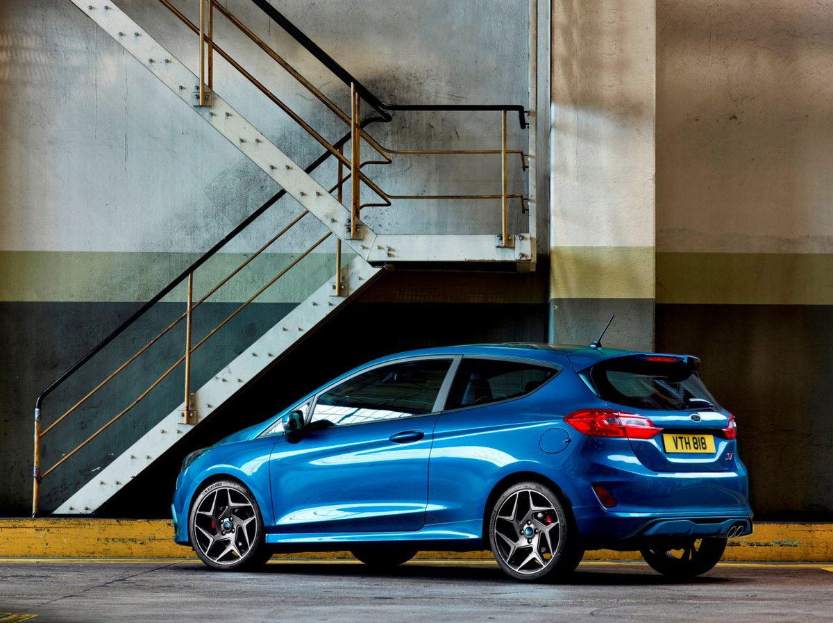 Debuut nieuwe Ford Fiesta ST, met 1.5-liter EcoBoost 3-cil.motor 200 pk, in Genève! Ga naar ardeaauto.nl/nieuwe-generat…
