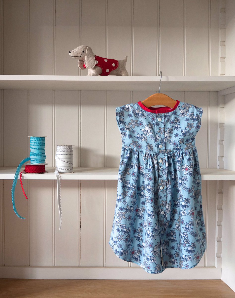 If you can't find our mag in Sains. search Comic Relief Crafternoon on iTunes,Amazon,G. Play &amp; Zinio for a digital copy

#molliecrafternoon