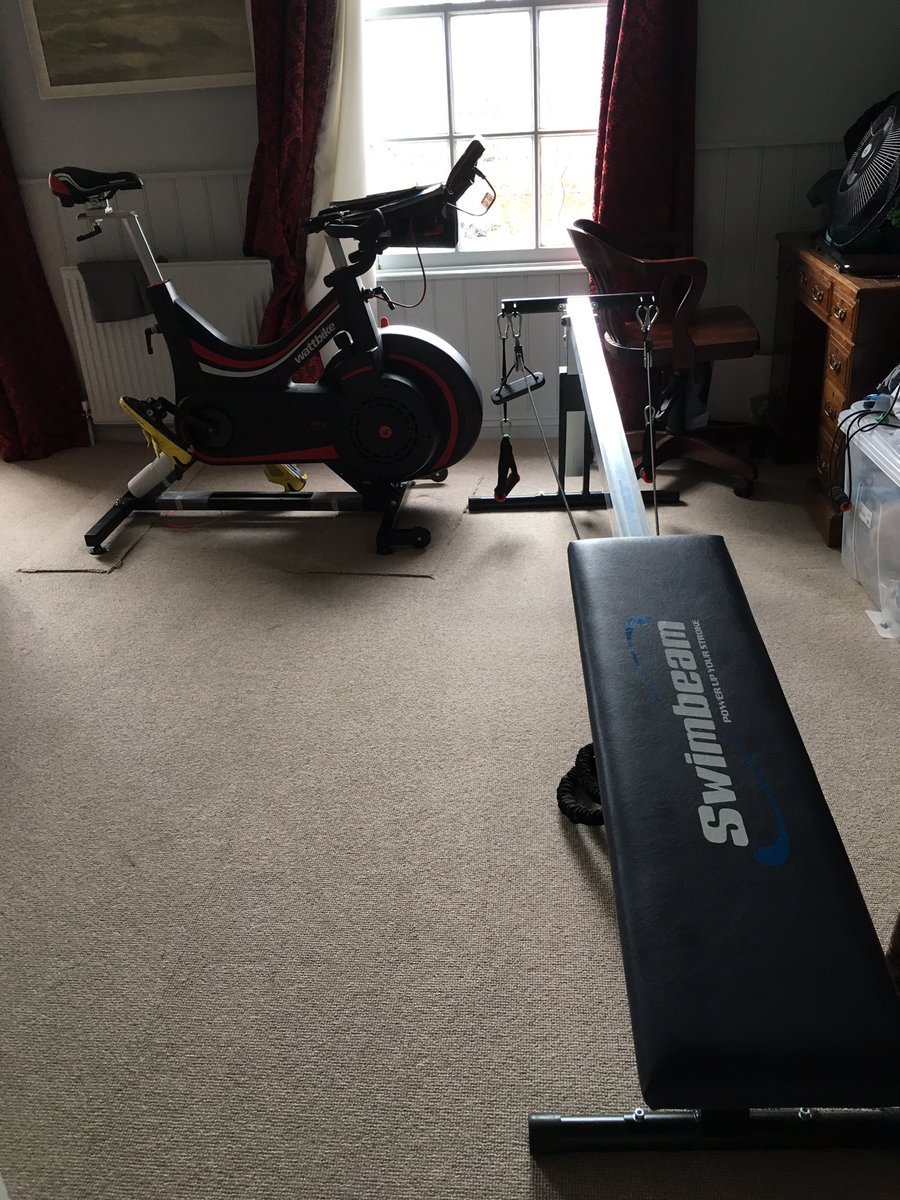 BikeHiggins's tweet photo. @wattbike used yesterday after a long day, @Swimbeam #AirTrainer used this morning. Tools of the trade for a #TimeCrunched #Triathlete https://t.co/FhsfguJDFY
