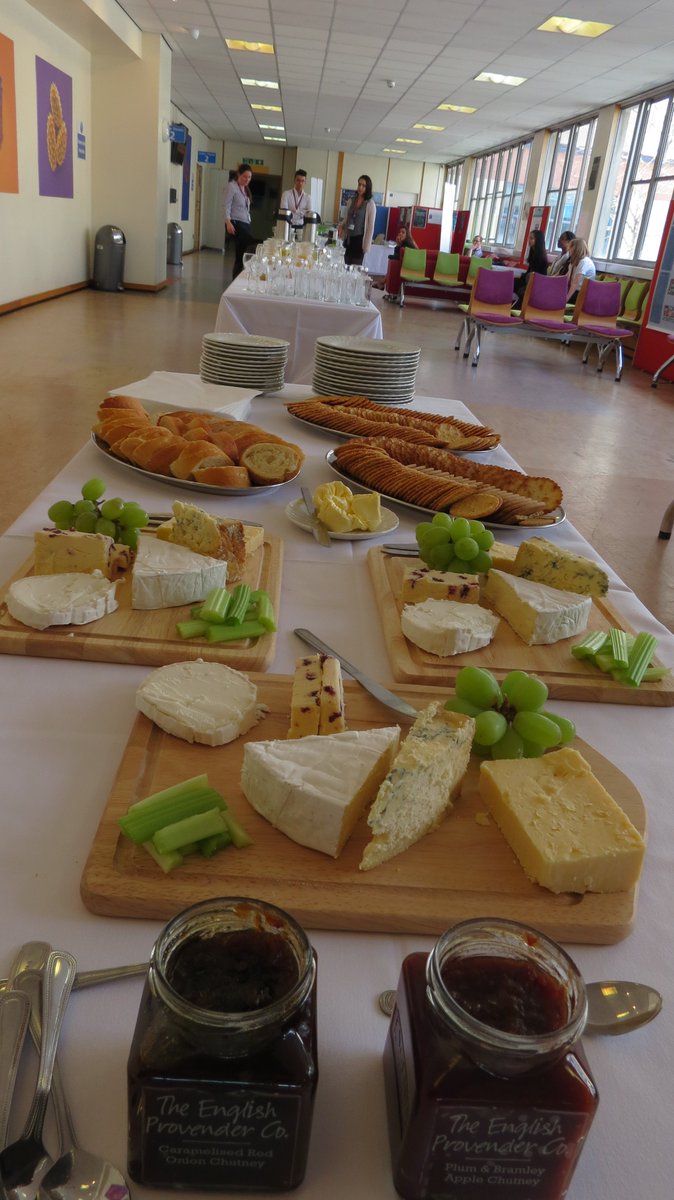 We are a big fan of cheese here at #NUNC2017 We like brains, cheese and wine, in that order. Not long now. #neuroanatomy #wonderfulwednesday